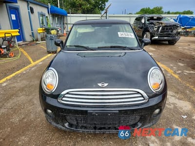Piąte zdjęcie samochodu w środku: 2013 MINI COOPER VIN:WMWSU3C56DT374118 - miniatura
