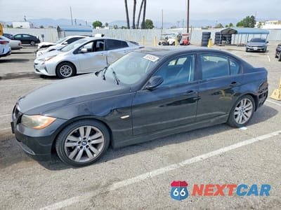 2008 BMW 328 I WBAVA37588NL47562 - główne zdjęcie licytacji z USA - miniatura