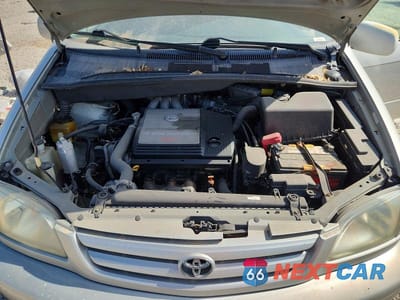 Zdjęcie 12 z 13 samochodu: 2003 TOYOTA SIENNA LE VIN:4T3ZF13C53U533043 - miniatura