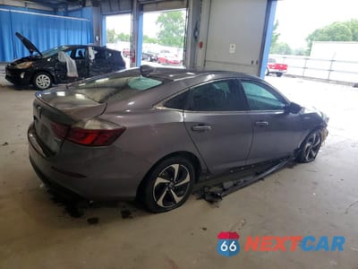 Trzecie zdjęcie samochodu z tyłu: 2021 HONDA INSIGHT EX VIN:19XZE4F50ME007501 - miniatura