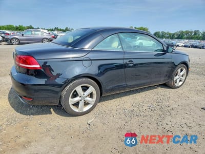 Trzecie zdjęcie samochodu z tyłu: 2012 VOLKSWAGEN EOS LUX VIN:WVWFW7AH1CV021761 - miniatura