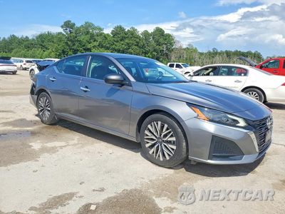 Czwarte zdjęcie samochodu z boku: 2024 NISSAN ALTIMA SV VIN:1N4BL4DV4RN320666 - miniatura
