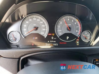 Zdjęcie 9 z 12 samochodu: 2018 BMW M4 VIN:WBS4Y9C57JAC86314 - miniatura