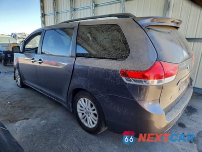 Drugie zdjęcie samochodu z przodu: 2011 TOYOTA SIENNA XLE 8-PASSENGER VIN:5TDYK3DC1BS174114 - miniatura