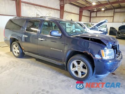 Czwarte zdjęcie samochodu z boku: 2008 CHEVROLET SUBURBAN K1500 LS VIN:1GNFK16358J205192 - miniatura