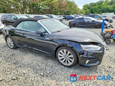 Czwarte zdjęcie samochodu z boku: 2018 AUDI A5 PREMIUM VIN:WAUWNGF54JN011205 - miniatura
