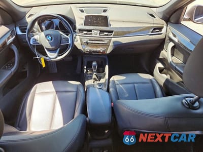 Zdjęcie 8 z 13 samochodu: 2019 BMW X1 SDRIVE28I VIN:WBXHU7C53K5L11227 - miniatura