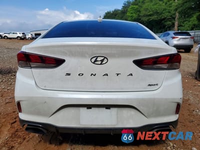 Zdjęcie 6 z 12 samochodu: 2019 HYUNDAI SONATA SPORT VIN:5NPE34AF0KH774536 - miniatura