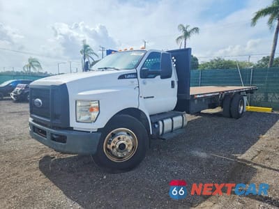 Drugie zdjęcie samochodu z przodu: 2017 FORD F650 SUPER DUTY VIN:1FDNF6DE8HDB04698 - miniatura