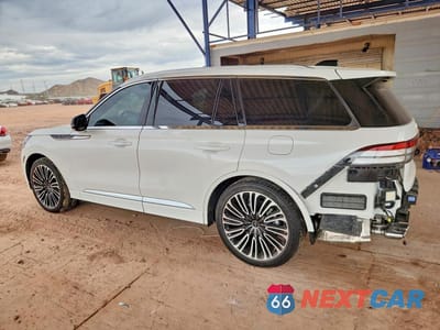 Drugie zdjęcie samochodu z przodu: 2025 LINCOLN AVIATOR BLACK LABEL VIN:5LM5J9XC7SGL28932 - miniatura