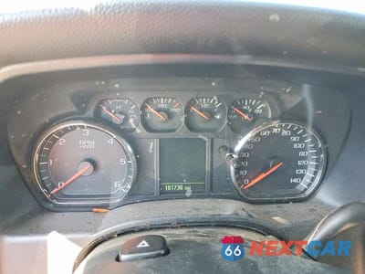 Zdjęcie 9 z 12 samochodu: 2016 CHEVROLET SILVERADO K1500 VIN:1GCNKNEH0GZ345031 - miniatura