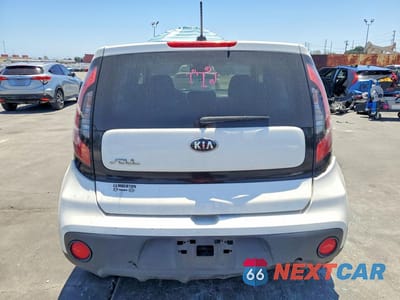 Zdjęcie 6 z 12 samochodu: 2018 KIA SOUL BASE VIN:KNDJN2A22J7522316 - miniatura
