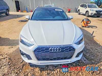 Piąte zdjęcie samochodu w środku: 2023 AUDI A5 PREMIUM 45 VIN:WAUSAAF54PA010370 - miniatura