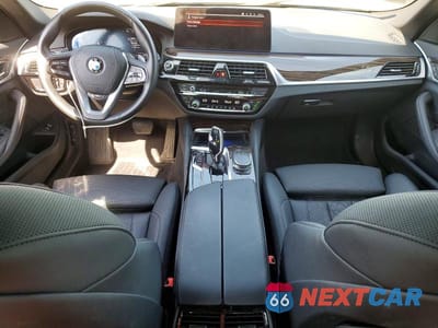 Zdjęcie 8 z 12 samochodu: 2022 BMW 540 XI VIN:WBA73BJ0XNWX59594 - miniatura