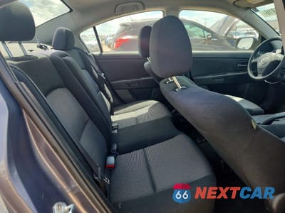 Zdjęcie 10 z 13 samochodu: 2008 MAZDA 3 I VIN:JM1BK32F381864245 - miniatura