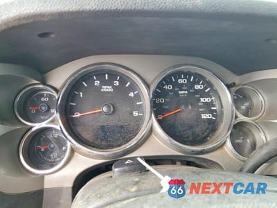 Zdjęcie 9 z 12 samochodu: 2011 CHEVROLET SILVERADO K3500 LT VIN:1GC4K0C81BF243569 - miniatura
