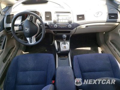 Zdjęcie 8 z 12 samochodu: 2006 HONDA CIVIC HYBRID VIN:JHMFA362X6S028689 - miniatura