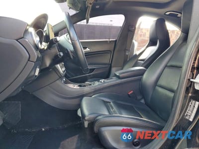 Zdjęcie 7 z 12 samochodu: 2017 MERCEDES-BENZ CLA 250 VIN:WDDSJ4EB8HN439779 - miniatura
