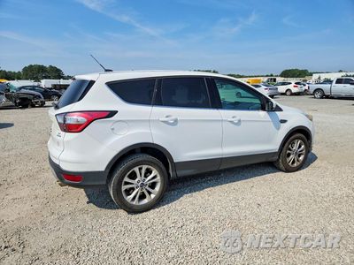 Trzecie zdjęcie samochodu z tyłu: 2017 FORD ESCAPE SE VIN:1FMCU0GD5HUE77016 - miniatura