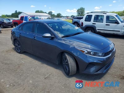 Czwarte zdjęcie samochodu z boku: 2024 KIA FORTE LXS VIN:3KPF24ADXRE724408 - miniatura