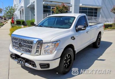 Drugie zdjęcie samochodu z przodu: 2017 NISSAN TITAN SV VIN:1N6AA1R87HN548279 - miniatura