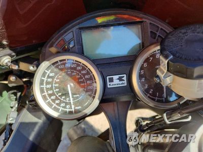 Zdjęcie 7 z 10 samochodu: 2012 KAWASAKI ZX1400 EC VIN:JKBZXNE11CA002636 - miniatura