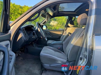 Piąte zdjęcie samochodu w środku: 2006 TOYOTA TUNDRA DOUBLE CAB SR5 VIN:5TBDT44156S519126 - miniatura