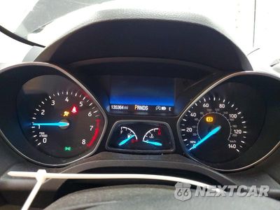 Zdjęcie 9 z 13 samochodu: 2019 FORD ESCAPE SE VIN:1FMCU9GD5KUB82123 - miniatura