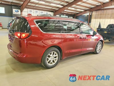 Trzecie zdjęcie samochodu z tyłu: 2020 CHRYSLER VOYAGER LXI VIN:2C4RC1DG2LR164338 - miniatura