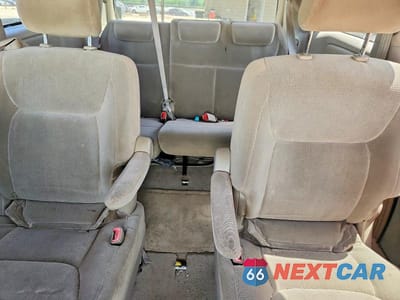 Zdjęcie 10 z 14 samochodu: 2004 TOYOTA SIENNA LE 7 PASSENGER VIN:5TDZA23C64S127540 - miniatura