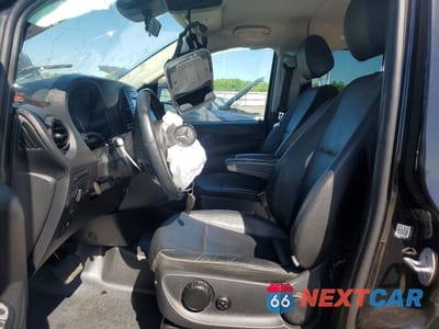 Zdjęcie 7 z 13 samochodu: 2020 MERCEDES BENZ METRIS VIN:W1WV0FEY9L3710755 - miniatura