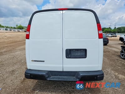Zdjęcie 6 z 13 samochodu: 2021 CHEVROLET EXPRESS G3500 VIN:1GCZGGFP2M1312207 - miniatura