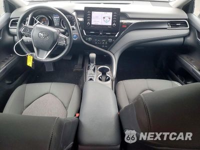 Zdjęcie 8 z 12 samochodu: 2022 TOYOTA CAMRY LE VIN:4T1C31AK9NU596179 - miniatura