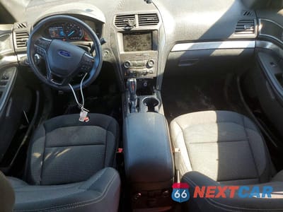Zdjęcie 8 z 13 samochodu: 2018 FORD EXPLORER XLT VIN:1FM5K8D83JGC44762 - miniatura