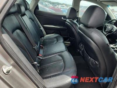 Zdjęcie 10 z 13 samochodu: 2016 KIA OPTIMA EX VIN:5XXGU4L37GG106230 - miniatura