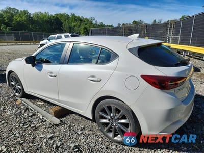 Drugie zdjęcie samochodu z przodu: 2018 MAZDA 3 GRAND TOURING VIN:3MZBN1M35JM265593 - miniatura