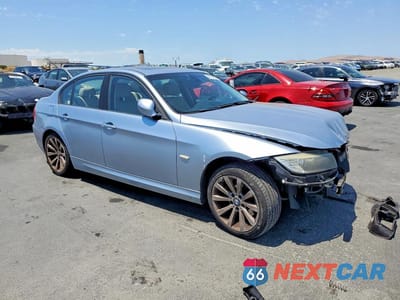 Czwarte zdjęcie samochodu z boku: 2011 BMW 328 XI SULEV VIN:WBAPK5G58BNN26547 - miniatura