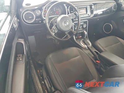 Zdjęcie 8 z 12 samochodu: 2018 VOLKSWAGEN BEETLE S VIN:3VW5DAATXJM512014 - miniatura