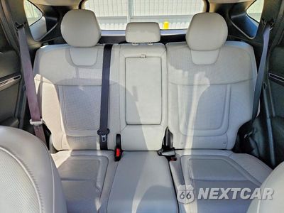 Zdjęcie 10 z 13 samochodu: 2023 HYUNDAI TUCSON LIMITED VIN:5NMJE3AE0PH164702 - miniatura