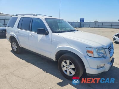Czwarte zdjęcie samochodu z boku: 2010 FORD EXPLORER XLT VIN:1FMEU7DE4AUA58546 - miniatura