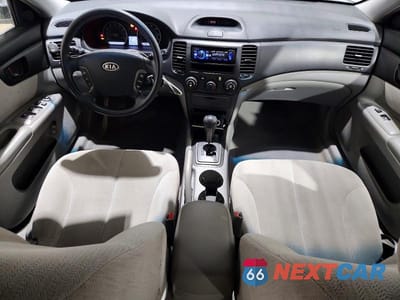 Zdjęcie 8 z 12 samochodu: 2007 KIA OPTIMA LX VIN:KNAGE123X75110657 - miniatura