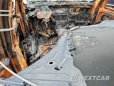 Zdjęcie 8 z 12 samochodu: 2021 JEEP 4X4LIMITED VIN:1C4RJFBG2MC68725X - miniatura