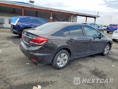 Trzecie zdjęcie samochodu z tyłu: 2013 HONDA CIVIC LX VIN:2HGFB2F57DH593524 - miniatura
