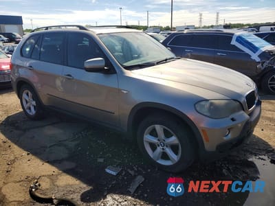 Czwarte zdjęcie samochodu z boku: 2008 BMW X5 3.0I VIN:5UXFE43508L033051 - miniatura