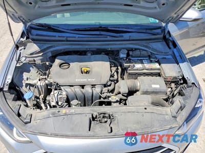 Zdjęcie 11 z 12 samochodu: 2017 HYUNDAI ELANTRA SE VIN:5NPD74LF3HH207615 - miniatura