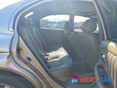 Zdjęcie 10 z 12 samochodu: 2004 KIA OPTIMA LX V6 VIN:KNAGD128145320414 - miniatura