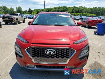 Piąte zdjęcie samochodu w środku: 2021 HYUNDAI KONA LIMITED VIN:KM8K3CA5XMU693889 - miniatura