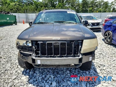Piąte zdjęcie samochodu w środku: 2004 JEEP GRAND CHEROKEE LIMITED VIN:1J4GX58S24C381930 - miniatura