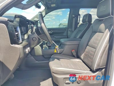 Zdjęcie 7 z 12 samochodu: 2025 GMC SIERRA K1500 AT4X VIN:3GTUUFE85SG156752 - miniatura