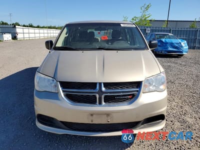 Piąte zdjęcie samochodu w środku: 2016 DODGE GRAND CARAVAN SE VIN:2C4RDGBG5GR123078 - miniatura